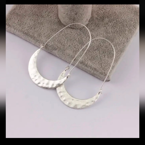 Creasent Half Moon Silver Tone Earrings - Picture 2 of 2